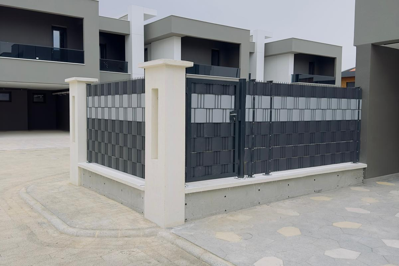 Brandalı Double Panel Çit Sistemleri